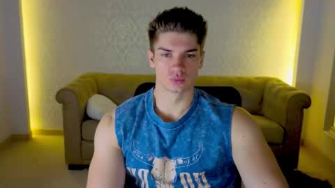MaxKaiden online show from June 2026 03:30:01 AM