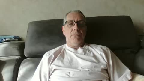 maxou569 online show from March 2025 11:18:02 AM
