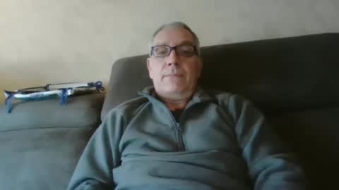 maxou569 online show from March 2025 06:38:02 AM