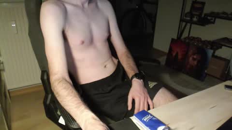 Snapshot of maxp0wer23 chatting on January 2025 06:32:01 PM Max online show from January 2025 06:32:01 PM