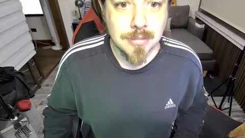 Max online show from November 2025 05:57:01 AM