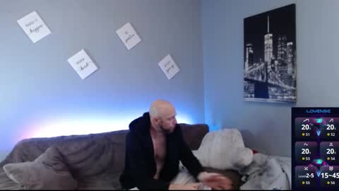 MaxRouger online show from October 2025 09:13:02 AM