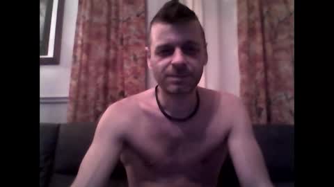 MaxTheWolf online show from December 2025 09:19:02 PM