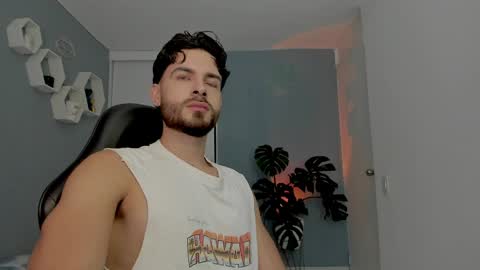 Maxi online show from April 2026 01:22:01 AM