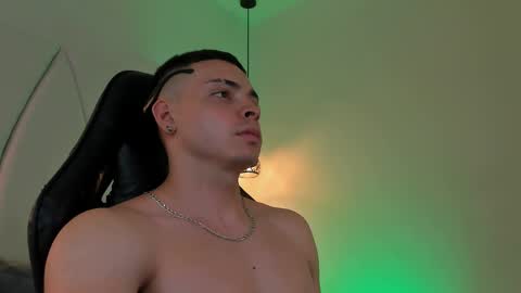 MAX online show from March 2025 12:54:02 AM