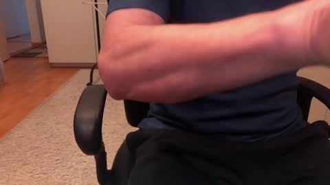 Max online show from November 2025 11:10:01 AM