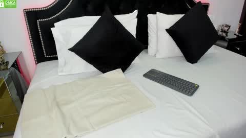 Maxxi online show from December 2024 10:12:02 PM