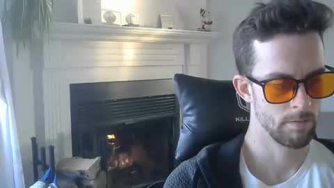 Snapshot of maxxx1237 chatting on March 2026 09:43:02 PM maxxx1237 online show from March 2026 09:43:02 PM