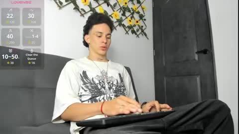 Snapshot of maxxx_bigcock chatting on June 2026 01:49:01 AM Max online show from June 2026 01:49:01 AM