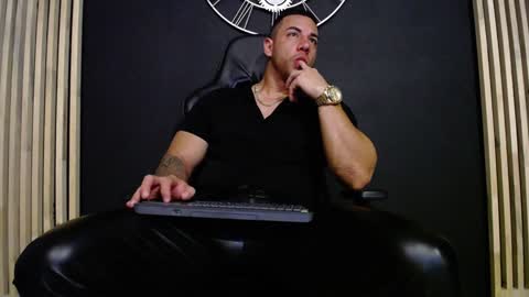 maxxxpowerful online show from January 2025 03:01:01 AM