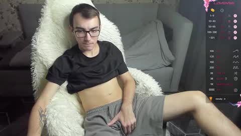 Snapshot of maxxxtw1nk chatting on February 2026 05:30:01 PM Maxxxtw1nk online show from February 2026 05:30:01 PM