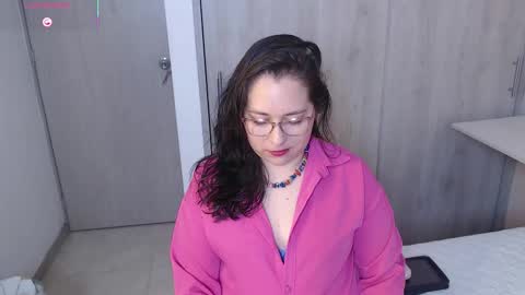 May online show from October 2025 02:20:02 AM