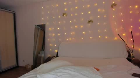 May Flower online show from April 2026 11:27:01 AM