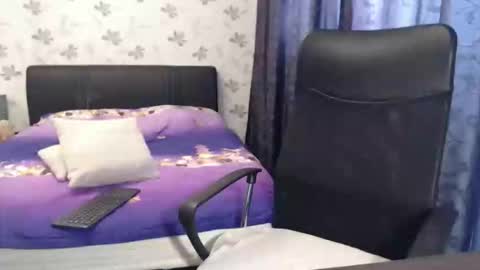 Maya online show from April 2026 06:19:01 AM