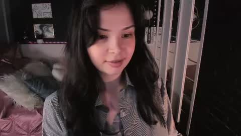 Snapshot of maya___muse chatting on July 2026 10:21:02 AM Maya online show from July 2026 10:21:02 AM