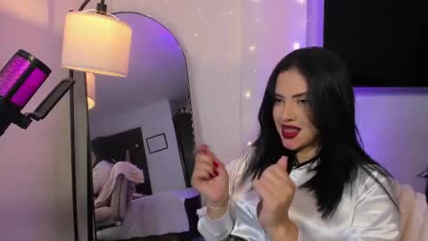 Snapshot of maya_blue_ chatting on July 2026 04:29:01 AM Maya online show from July 2026 04:29:01 AM