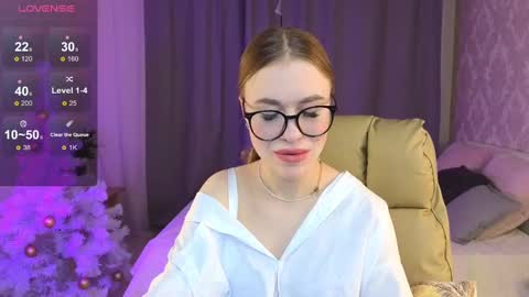 Snapshot of maya_lolly chatting on December 2024 05:23:02 PM Maya online show from December 2024 05:23:02 PM