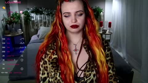 Maya Mils online show from December 2024 04:06:01 AM