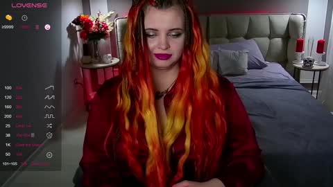 Maya Mils online show from January 2025 04:20:01 AM