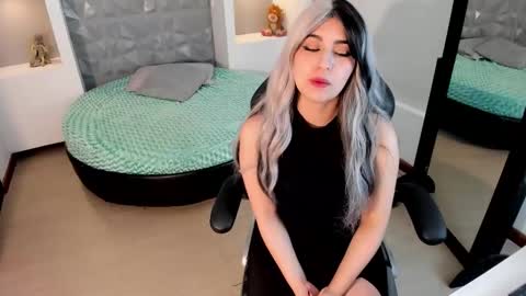 Maya online show from October 2025 04:16:01 AM