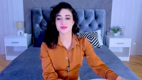 Snapshot of maya_rogerss chatting on November 2025 02:38:02 PM Maya online show from November 2025 02:38:02 PM