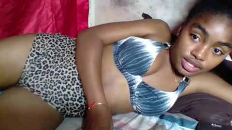 Snapshot of mayajadorelie chatting on October 2025 04:37:01 AM charlesia online show from October 2025 04:37:01 AM