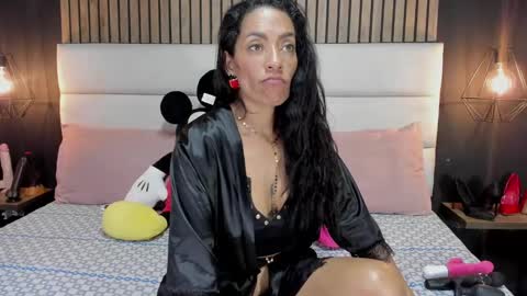 Snapshot of mayarusell01 chatting on January 2025 09:25:01 PM Nicolle Ruselle Hello my lovely schedule for great fun from 630 am and end 800 pm Colombian time I wait for you online show from January 2025 09:25:01 PM