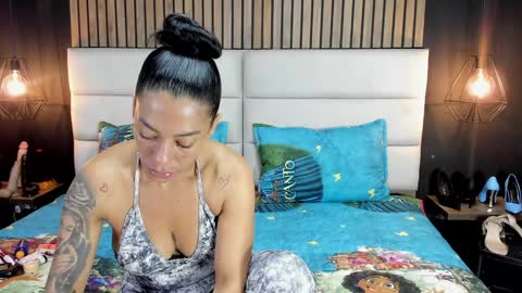 Snapshot of mayarusell01 chatting on January 2025 11:24:01 AM Nicolle Ruselle Hello my lovely schedule for great fun from 630 am and end 800 pm Colombian time I wait for you online show from January 2025 11:24:01 AM