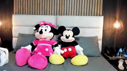 Snapshot of mayarusell01 chatting on February 2025 10:58:02 AM Nicolle Ruselle Hello my lovely schedule for great fun from 630 am and end 800 pm Colombian time I wait for you online show from February 2025 10:58:02 AM