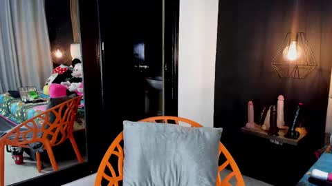 Snapshot of mayarusell01 chatting on February 2025 04:44:01 PM Nicolle Ruselle Hello my lovely schedule for great fun from 630 am and end 800 pm Colombian time I wait for you online show from February 2025 04:44:01 PM