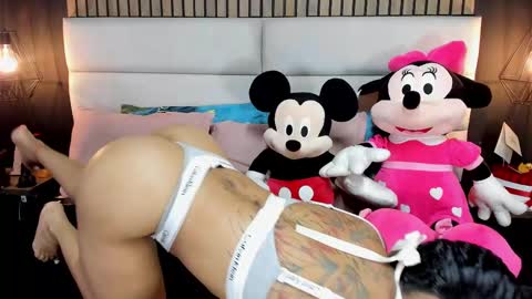 Snapshot of mayarusell01 chatting on February 2025 09:48:01 PM Nicolle Ruselle Hello my lovely schedule for great fun from 630 am and end 800 pm Colombian time I wait for you online show from February 2025 09:48:01 PM