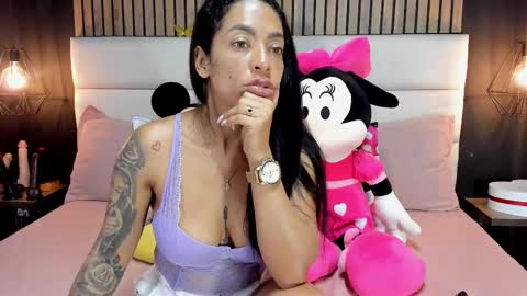 Snapshot of mayarusell01 chatting on February 2025 02:46:02 PM Nicolle Ruselle Hello my lovely schedule for great fun from 630 am and end 800 pm Colombian time I wait for you online show from February 2025 02:46:02 PM