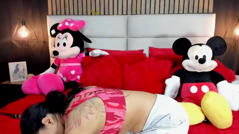 Snapshot of mayarusell01 chatting on February 2025 10:15:02 AM Nicolle Ruselle Hello my lovely schedule for great fun from 630 am and end 800 pm Colombian time I wait for you online show from February 2025 10:15:02 AM