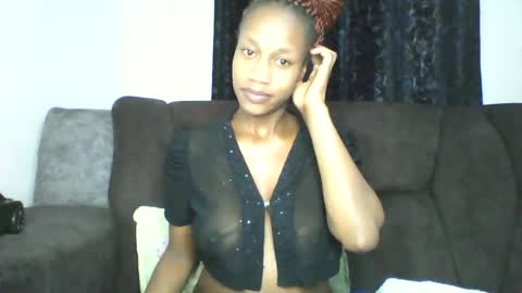 Snapshot of mayasmiley_ chatting on July 2026 05:47:02 AM prettydoll online show from July 2026 05:47:02 AM