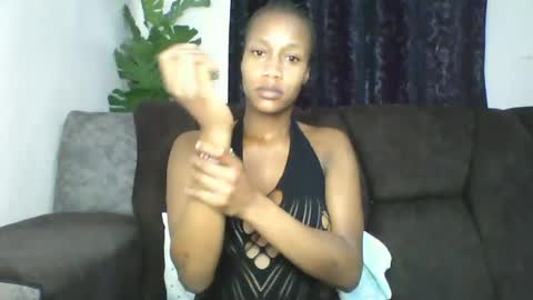 Snapshot of mayasmiley_ chatting on July 2026 06:34:02 AM prettydoll online show from July 2026 06:34:02 AM