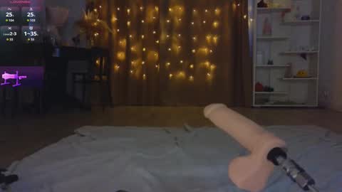 Maya  online show from February 2025 05:38:01 AM