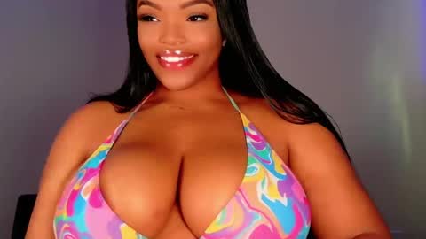 MayBabi online show from September 2025 03:38:02 PM