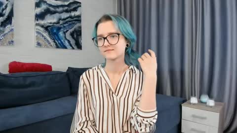 Mia online show from January 2025 03:09:01 AM