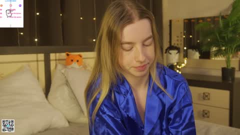 Violet online show from January 2025 08:07:02 PM