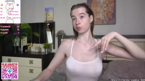 Violet online show from September 2025 07:14:01 PM