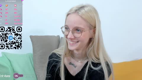 Snapshot of maydaguy chatting on December 2024 06:37:02 AM Megan online show from December 2024 06:37:02 AM