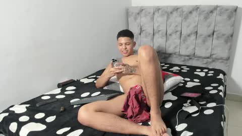 Mayky... online show from June 2026 01:39:02 PM