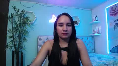 Snapshot of maylin_hornyy19 chatting on July 2026 03:23:01 AM Maylin online show from July 2026 03:23:01 AM