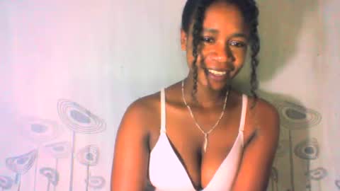 mayrah online show from February 2025 06:10:02 AM