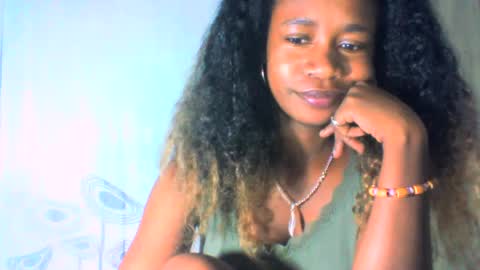 mayrah online show from February 2025 11:38:02 AM