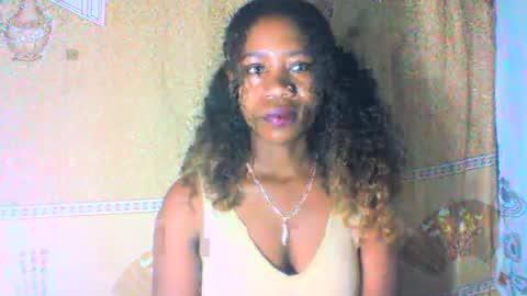 mayrah online show from March 2025 05:31:02 AM