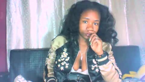 mayrah online show from October 2025 09:11:01 PM