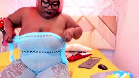 May online show from October 2025 02:08:02 AM