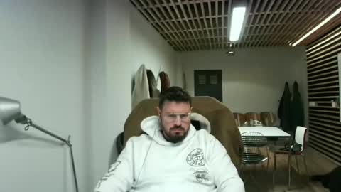 Snapshot of maythe4bwu chatting on February 2025 12:25:02 PM maythe4bwu online show from February 2025 12:25:02 PM