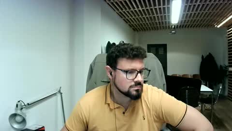 Snapshot of maythe4bwu chatting on September 2025 04:19:02 PM maythe4bwu online show from September 2025 04:19:02 PM